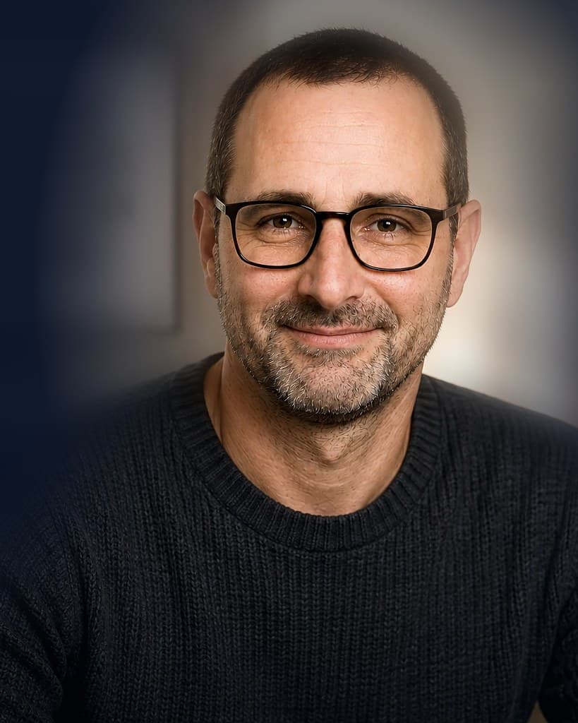 Christian M. Haas, Gründer von AkademikerSingles.de und Datingexperte